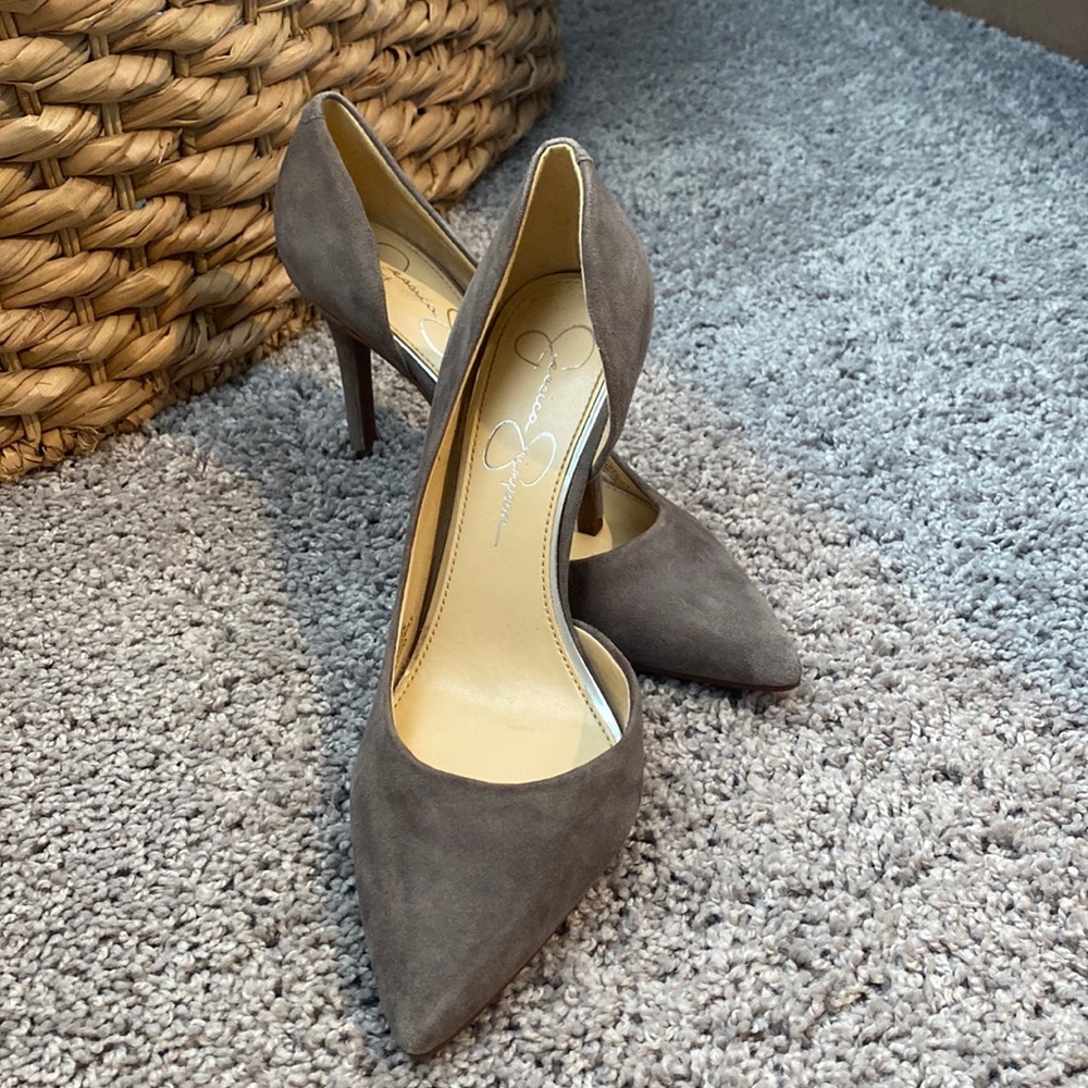 Jessica Simpson suede heels. Like new. Size 7.5. Gray.